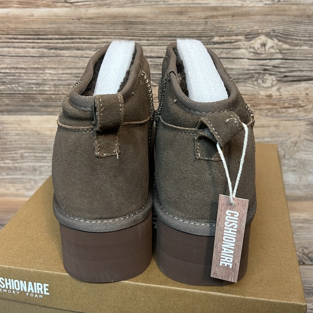 CUSHIONAIRE Hippy Women’s Platform Ankle Boots Genuine Suede in Taupe NEW - Picture 5 of 7